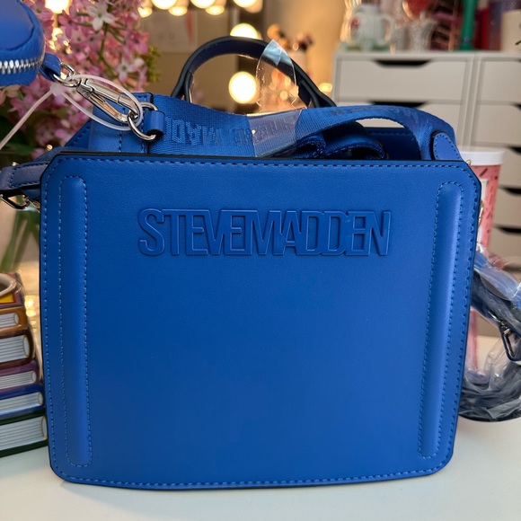 NEW Steve Madden Blue Bevelyn Crossbody Bag 💙 - Picture 3 of 11